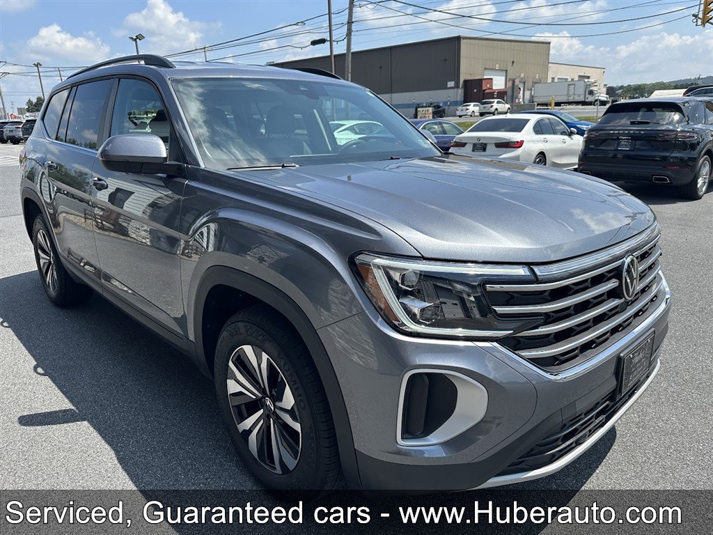 Used 2024 Volkswagen Atlas SE image 3