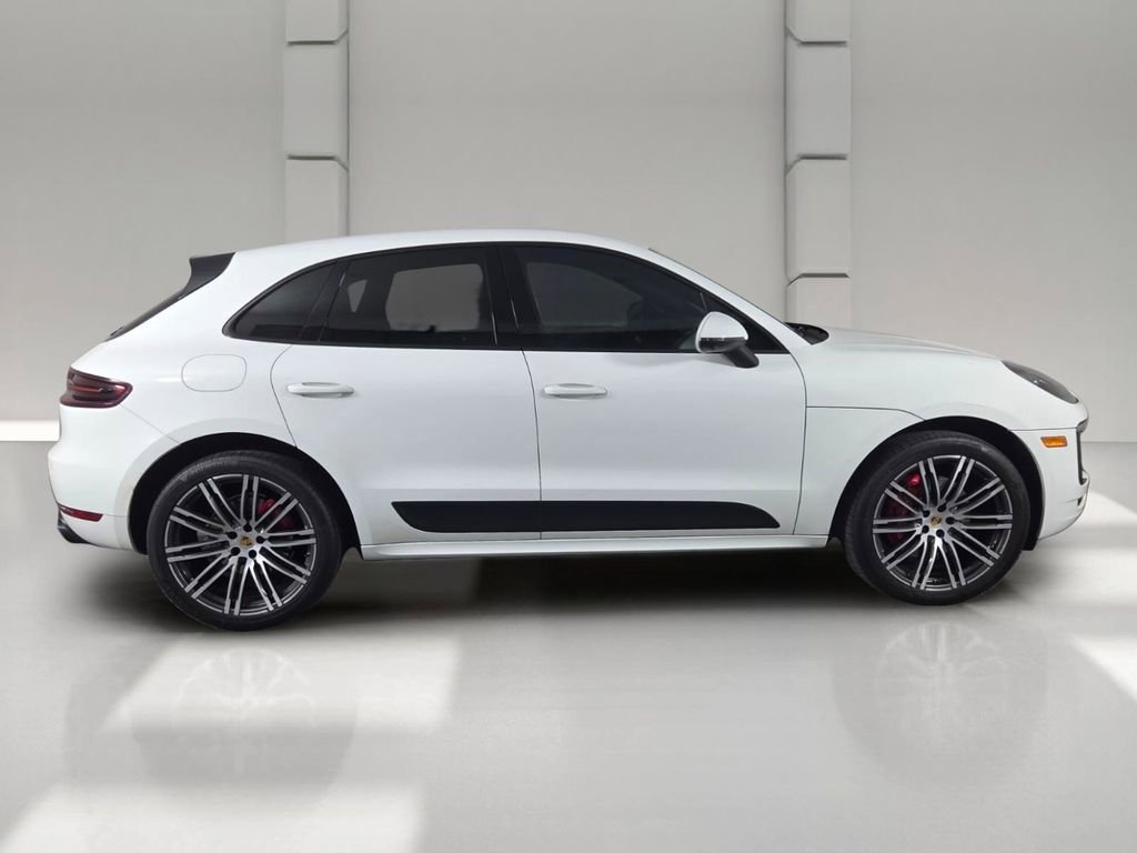 Used 2018 Porsche Macan GTS AWD/4WD image 4