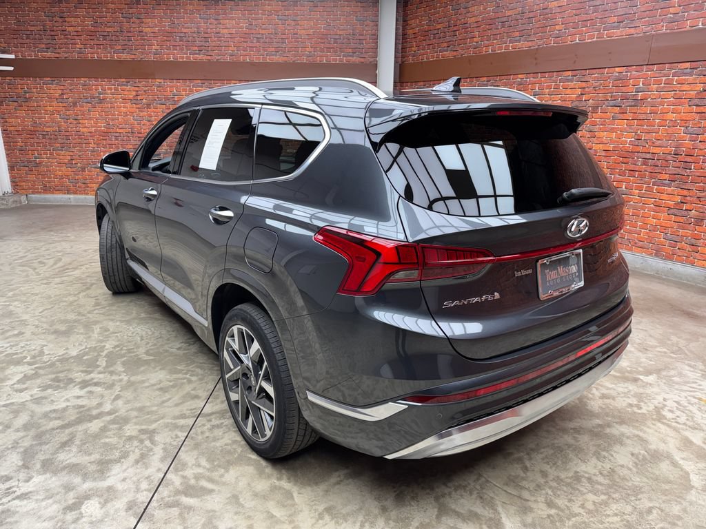 Used 2023 Hyundai Santa Fe Calligraphy w/ Cargo Package AWD/4WD image 2