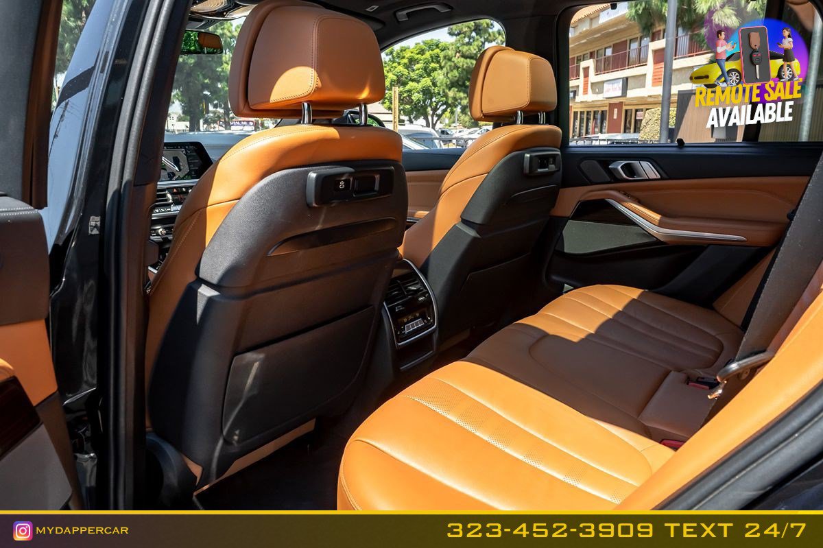 Used 2019 BMW X5 xDrive50i w/ M Sport Package AWD/4WD image 16