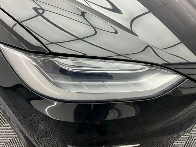 Used 2016 Tesla Model X 90D image 23