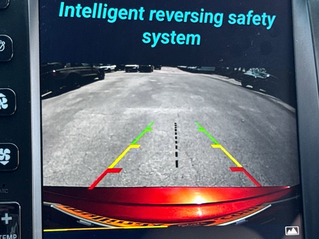 Used 2014 Ford Explorer XLT w/ Equipment Group 202A image 20