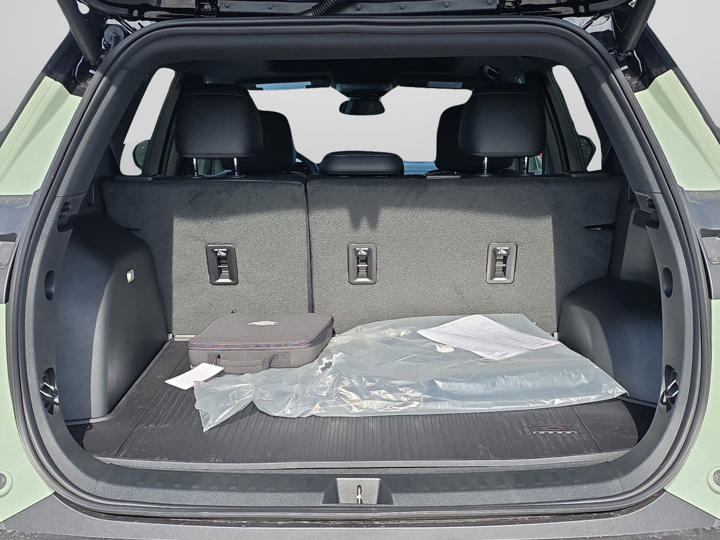 New 2026 Chevrolet Equinox LT w/ Convenience Package II image 33