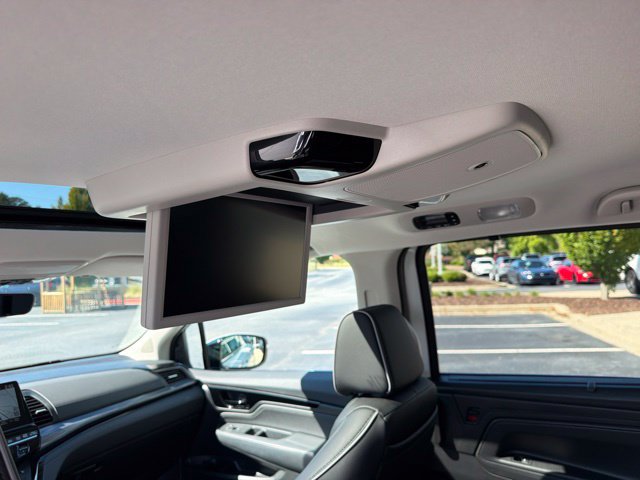 Certified 2025 Honda Odyssey Elite image 18