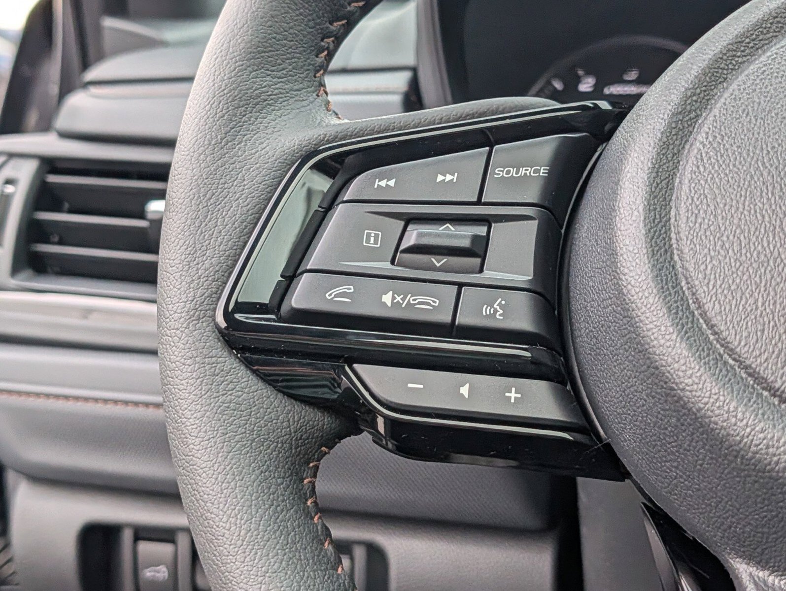 New 2026 Subaru Forester Touring AWD/4WD image 38