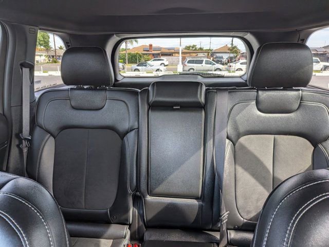 Used 2024 Jeep Grand Cherokee Altitude AWD/4WD image 24