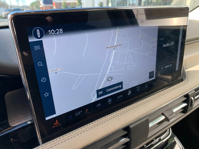 Certified 2023 Lincoln Corsair AWD image 26
