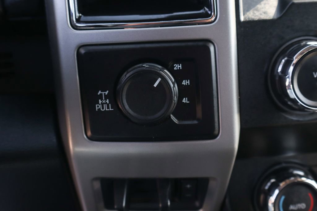 Used 2019 Ford F350 Lariat w/ Lariat Value Package AWD/4WD image 40