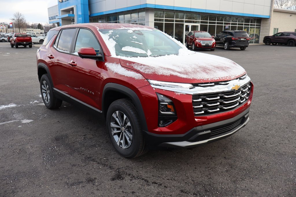 New 2026 Chevrolet Equinox LT image 2