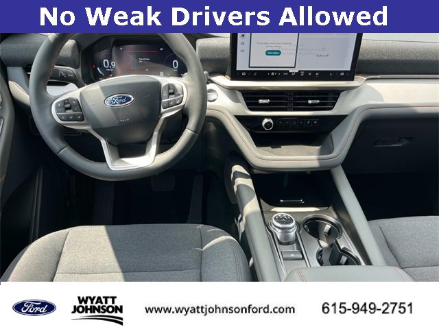 New 2025 Ford Explorer Active image 14