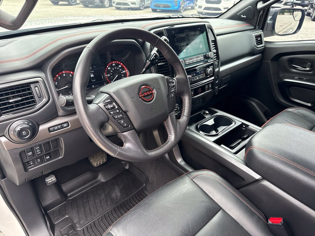 Used 2024 Nissan Titan PRO-4X w/ Pro-4x Convenience Package AWD/4WD image 2
