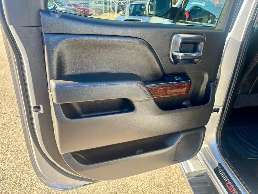 Used 2018 GMC Sierra 1500 SLT w/ SLT Premium Package image 16