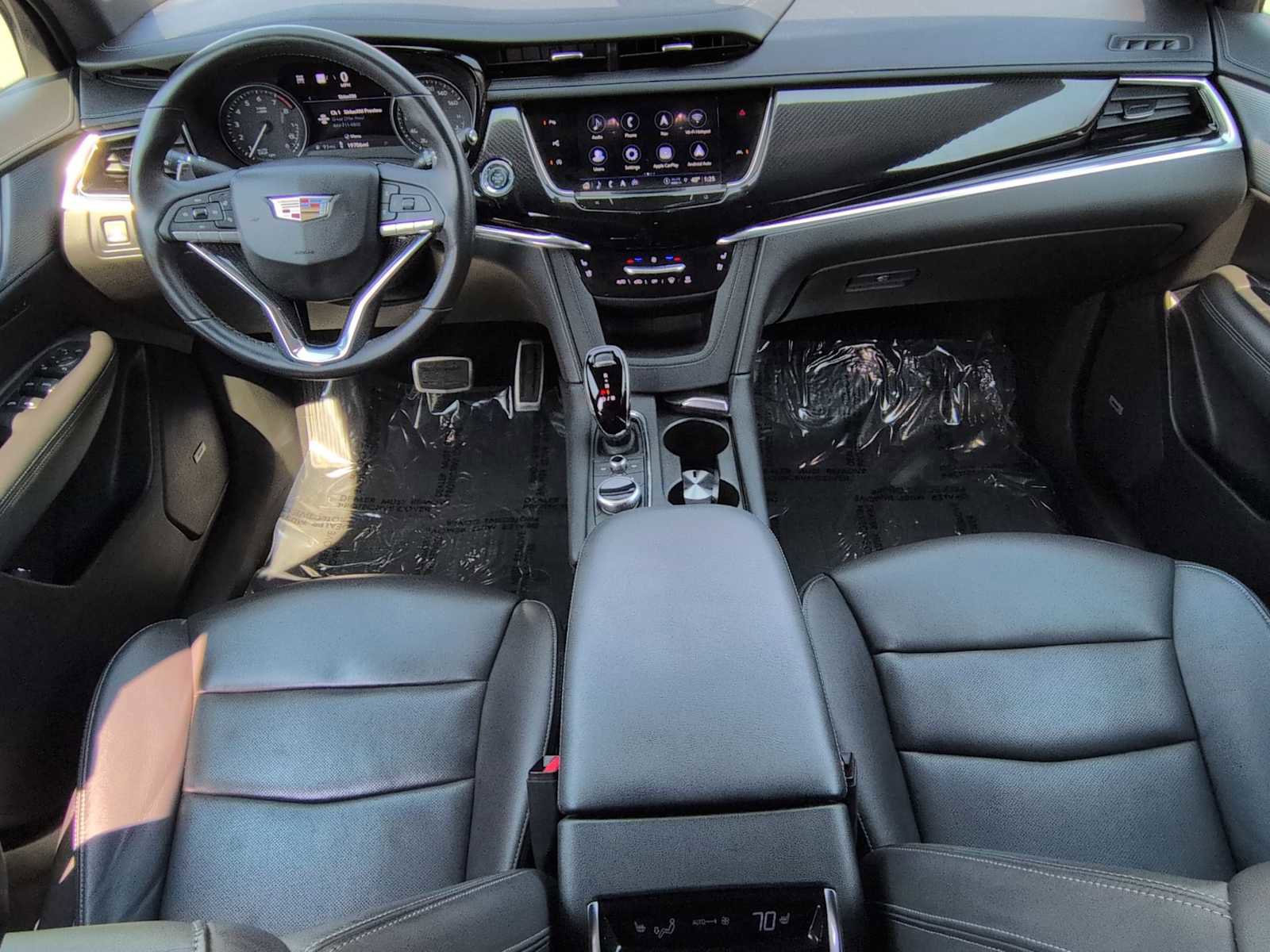 Used 2024 Cadillac XT6 Sport w/ Technology Package AWD/4WD image 16