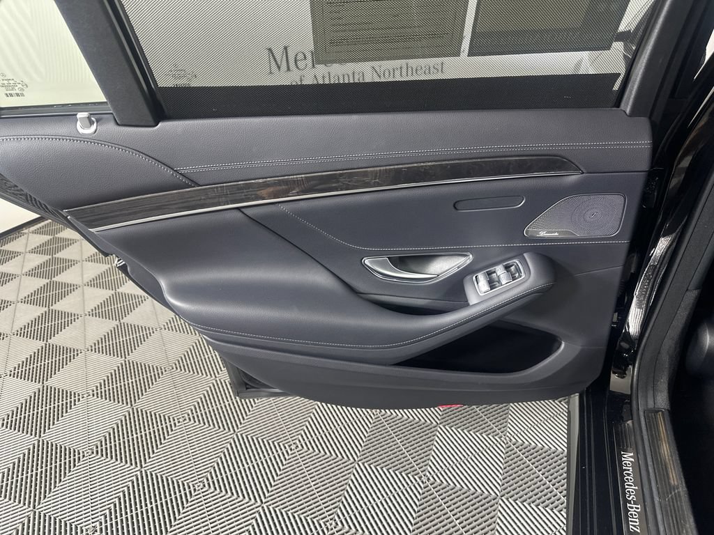Used 2018 Mercedes-Benz S 450 Sedan image 24