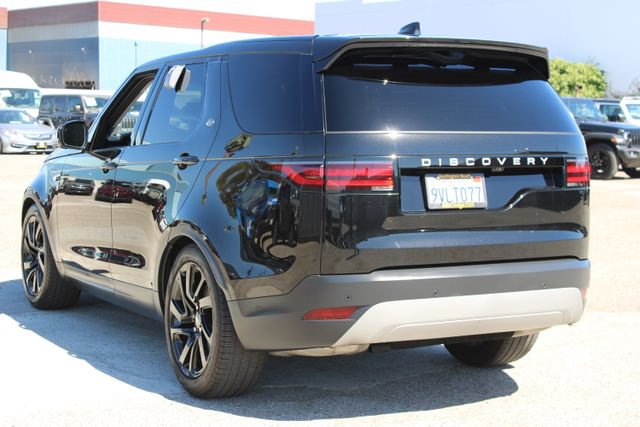 Used 2024 Land Rover Discovery S AWD/4WD image 3