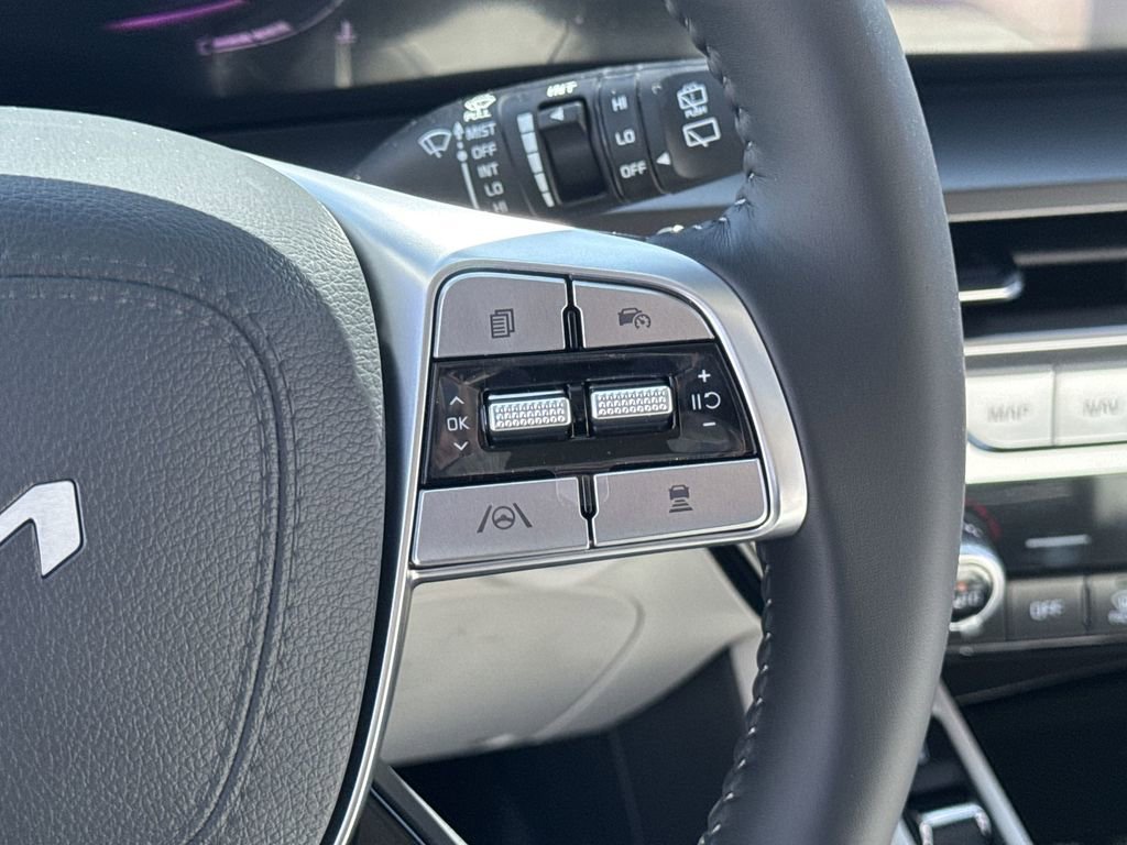 New 2025 Kia Telluride S image 18
