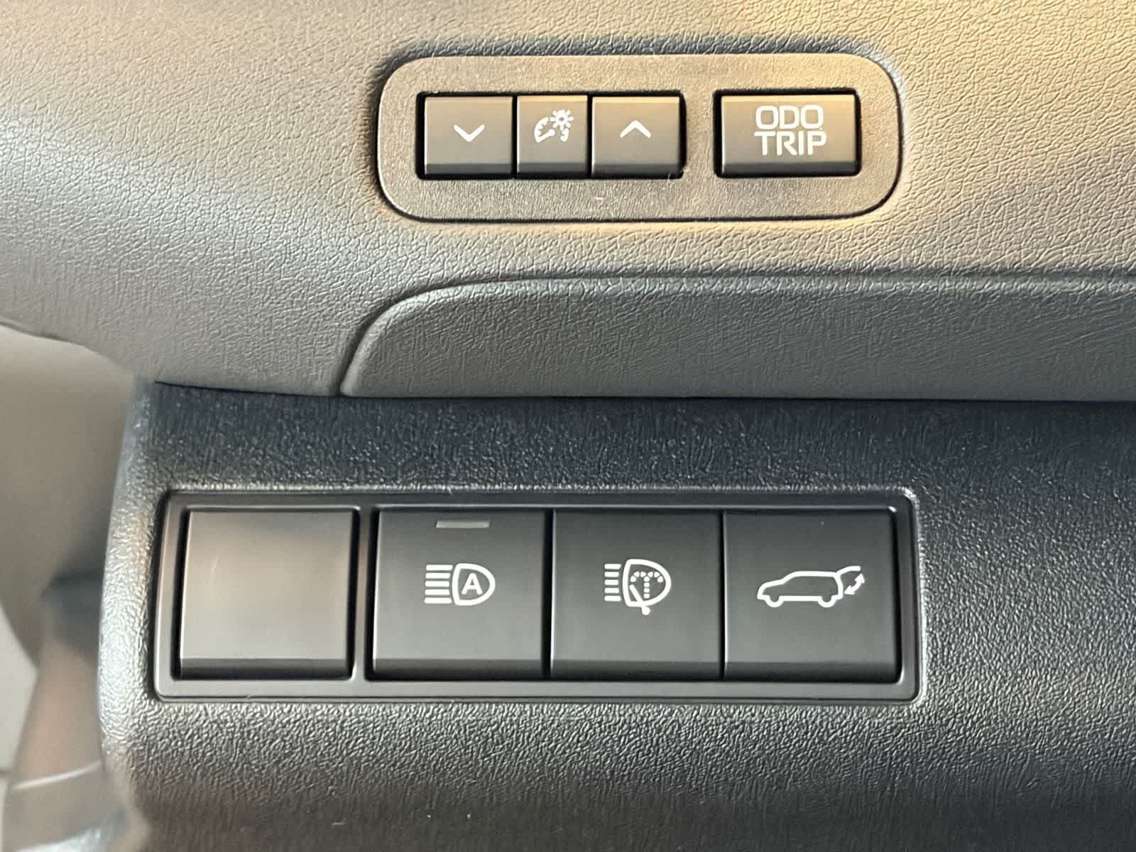 New 2026 Toyota C-HR w/ Cold Weather Package AWD/4WD image 15