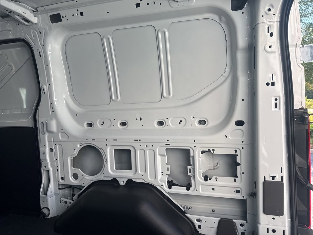 New 2024 Ford Transit 150 Low Roof image 22