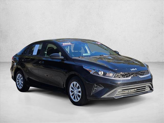 Used 2024 Kia Forte LX image 3