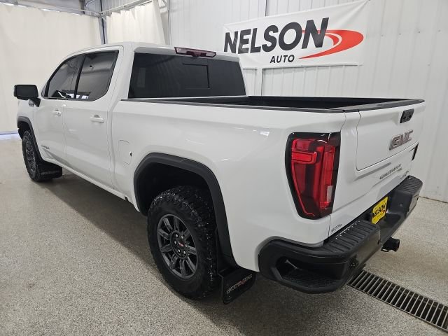 Used 2024 GMC Sierra 1500 AT4X image 9