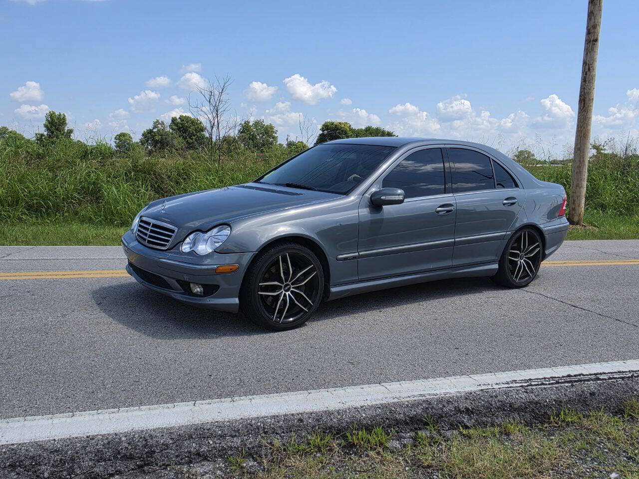 Used 2005 Mercedes-Benz C 230 Sedan image 2