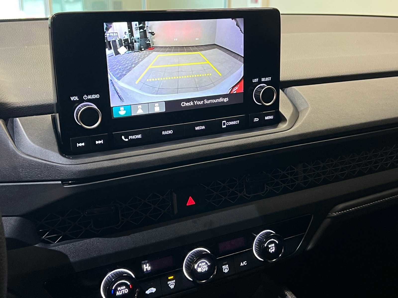 Used 2023 Honda Accord LX image 24