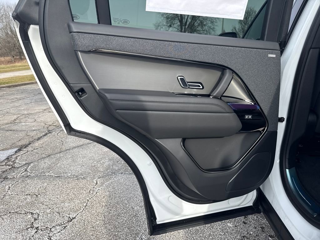 New 2026 Land Rover Range Rover Sport SE image 12