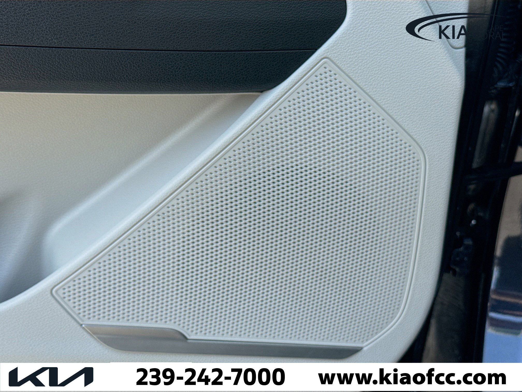 New 2026 Kia Sportage EX w/ EX Panorama Roof Package image 20