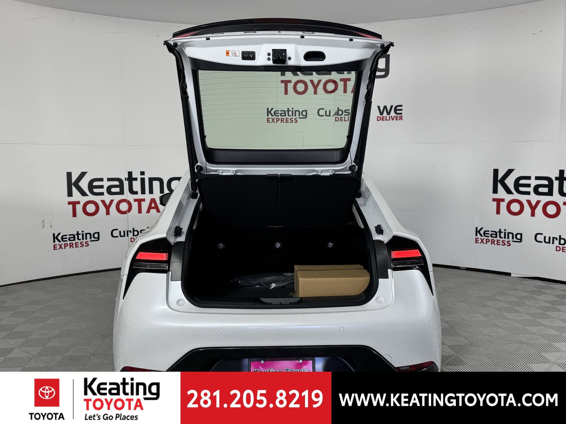 New 2026 Toyota Prius Plug-In Hybrid image 11