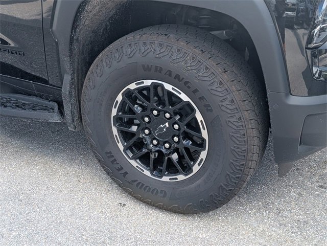 New 2026 Chevrolet Silverado EV Trail Boss image 3