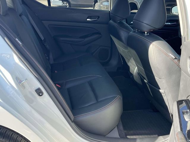 Used 2023 Nissan Altima 2.5 SR w/ SR Premium Package image 21