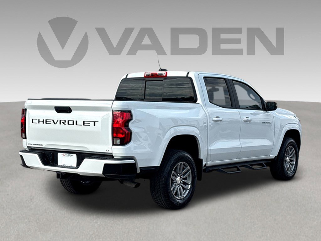 Used 2023 Chevrolet Colorado LT w/ LT Convenience Package II image 28
