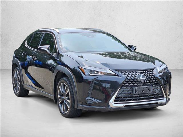 Used 2019 Lexus UX 200 w/ Premium Package image 4
