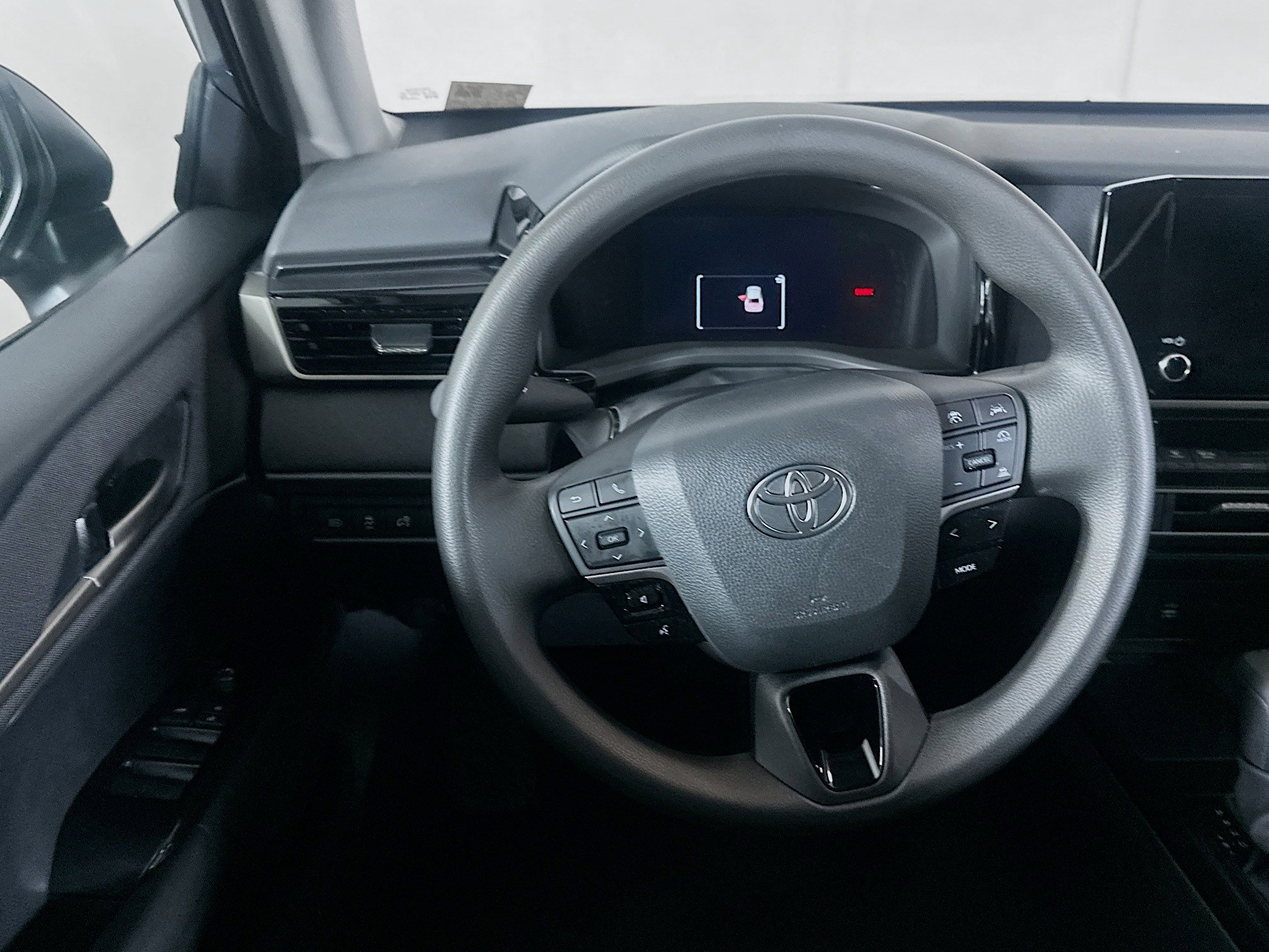 Used 2026 Toyota Camry LE image 17