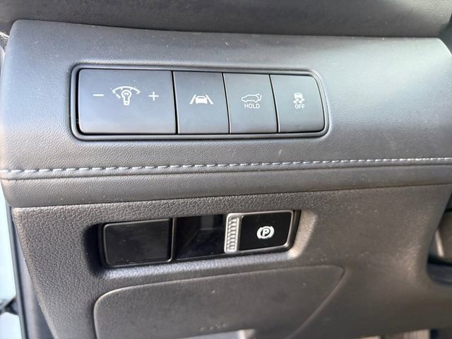 Used 2022 Hyundai Santa Fe SEL w/ Convenience + Premium Package FWD image 5