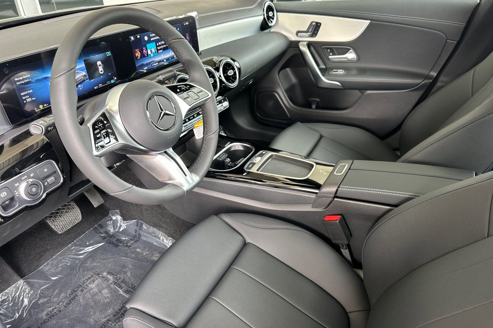 New 2025 Mercedes-Benz CLA 250 4MATIC image 8