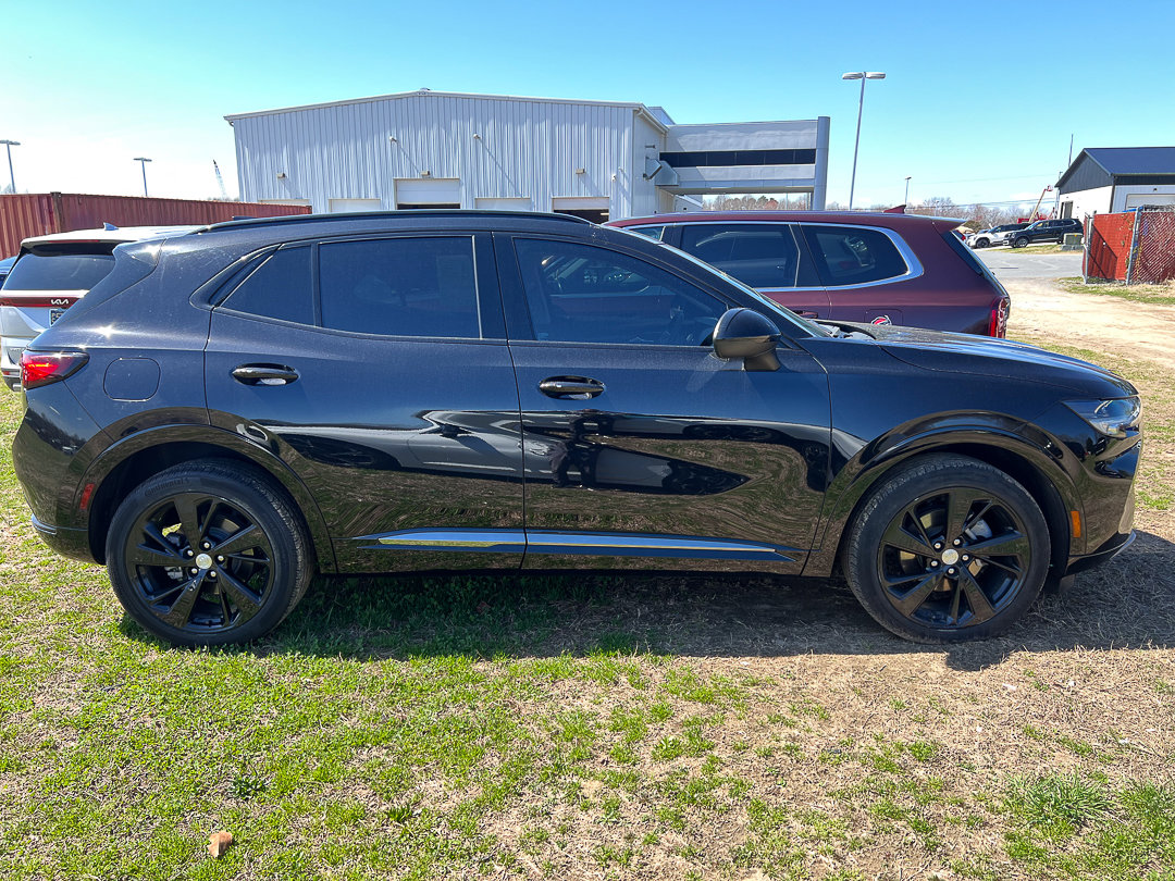 Used 2021 Buick Envision Essence w/ Sport Touring Package image 7