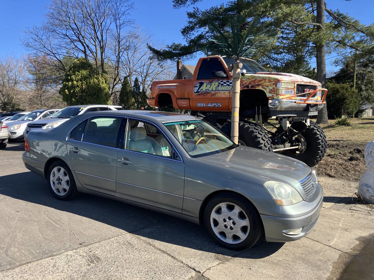 Used 2003 Lexus LS 430 image 2