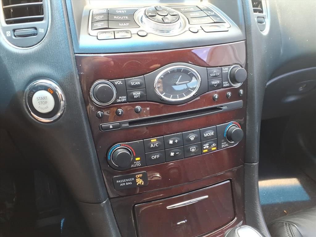 Used 2015 INFINITI QX50 Journey w/ Premium Package RWD image 16