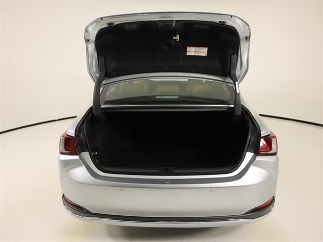 New 2025 Lexus ES 300h w/ Premium Package image 22