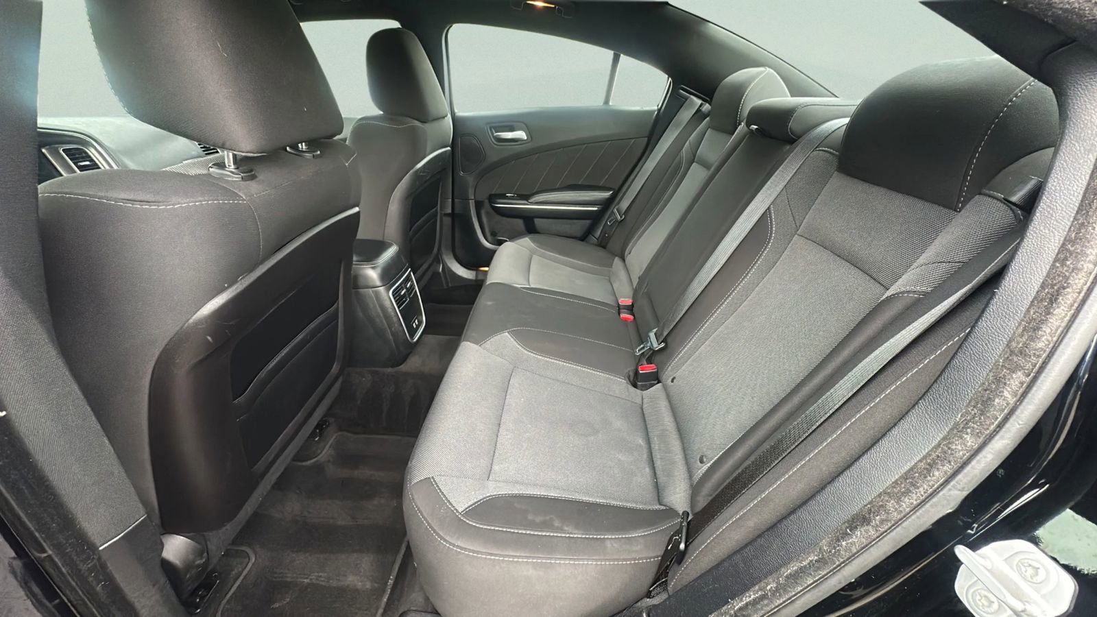 Used 2016 Dodge Charger SXT w/ Rallye Group AWD/4WD image 18