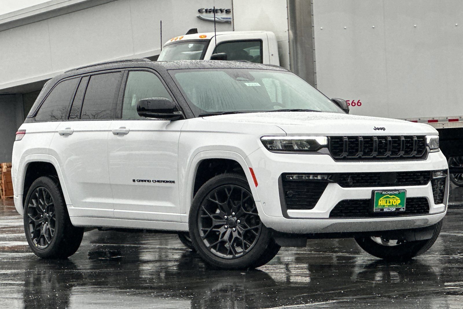 New 2026 Jeep Grand Cherokee Summit w/ Obsidian Package AWD/4WD video 2