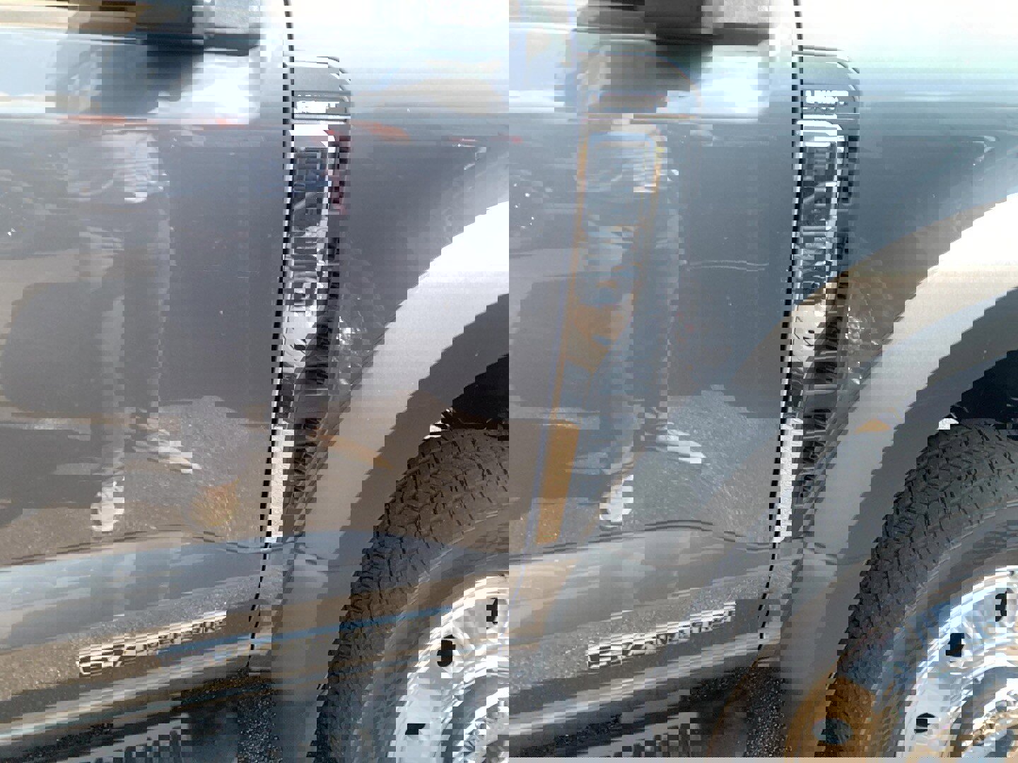 New 2025 Ford F450 Lariat image 22