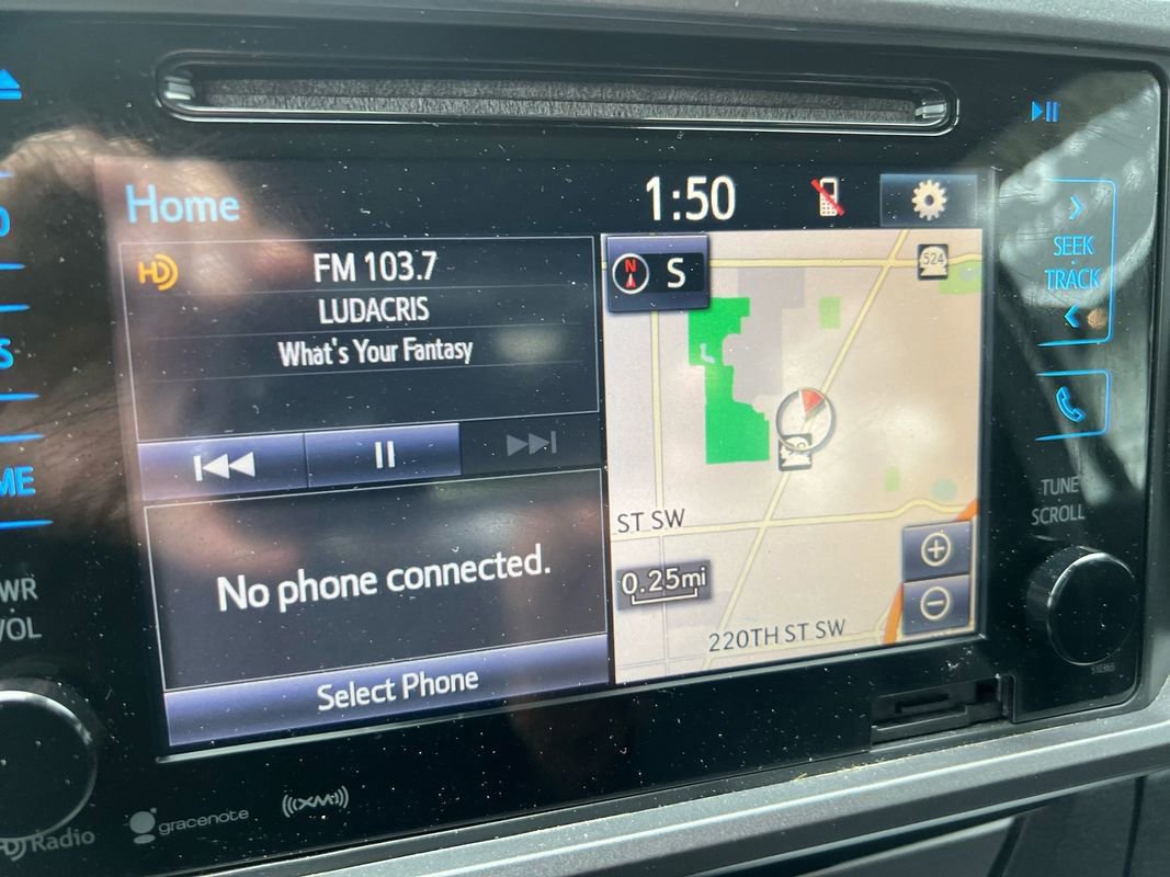 Used 2019 Toyota Tacoma TRD Sport w/ Technology Package AWD/4WD image 19