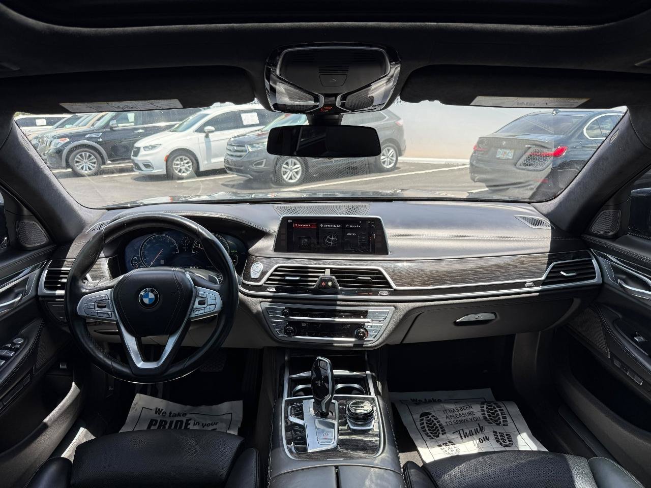 Used 2018 BMW 750i RWD image 10