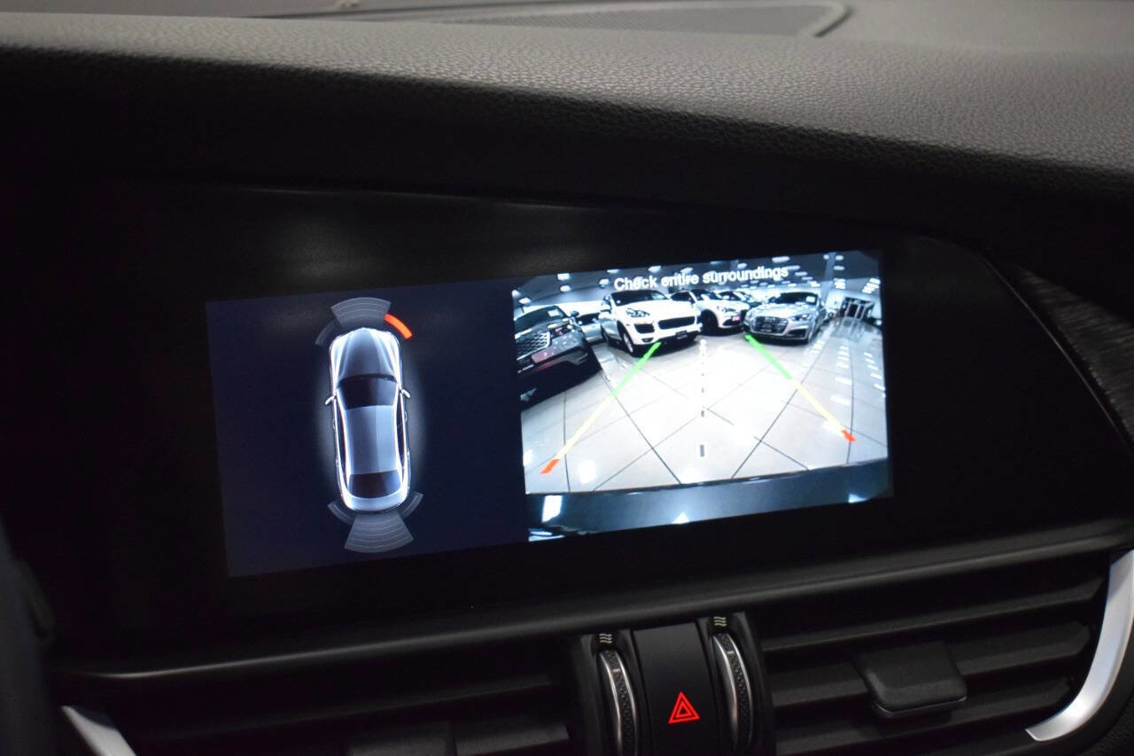 Used 2021 Alfa Romeo Giulia Sprint w/ Nero Edizione image 38