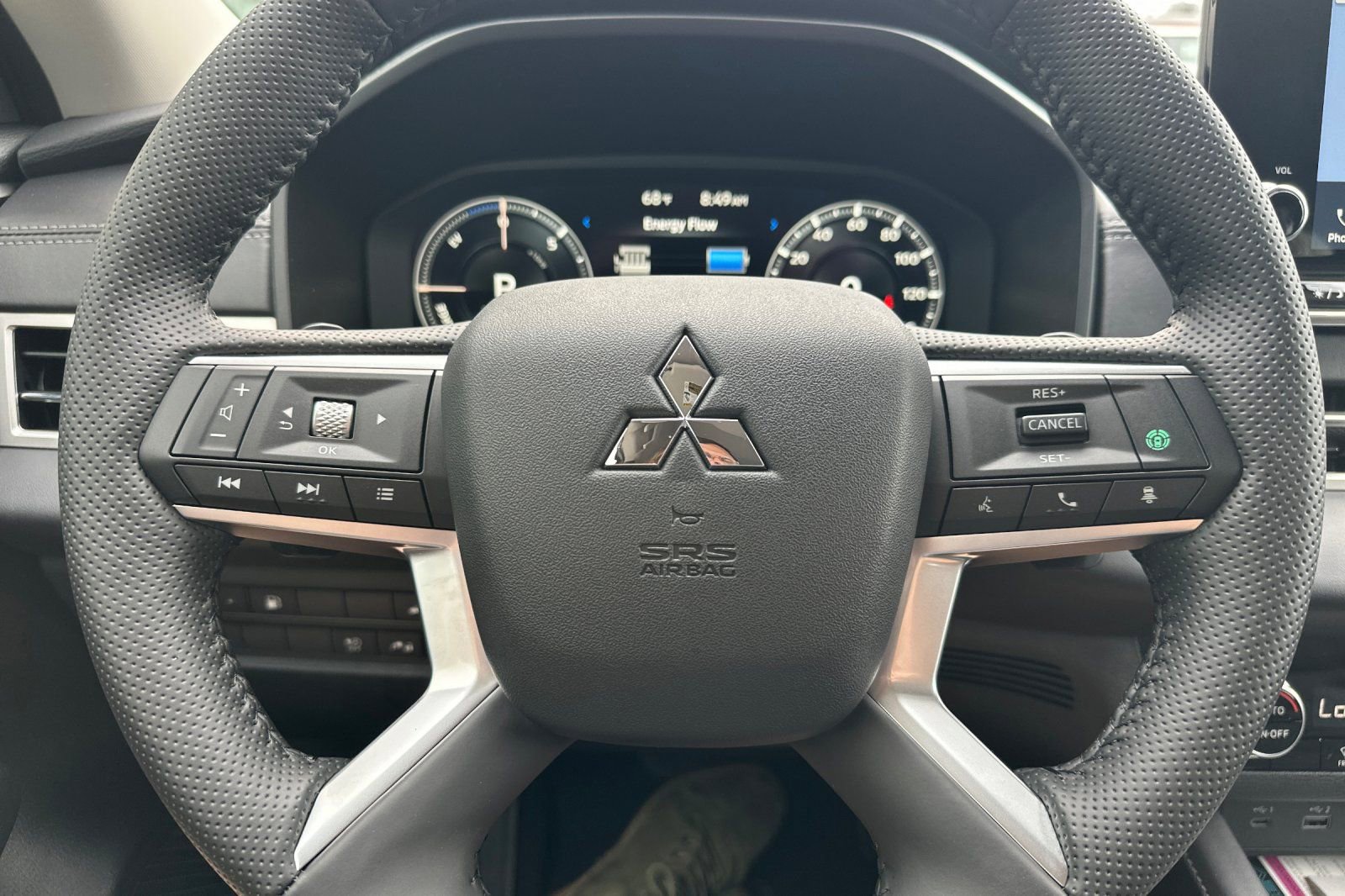 New 2025 Mitsubishi Outlander SE image 23