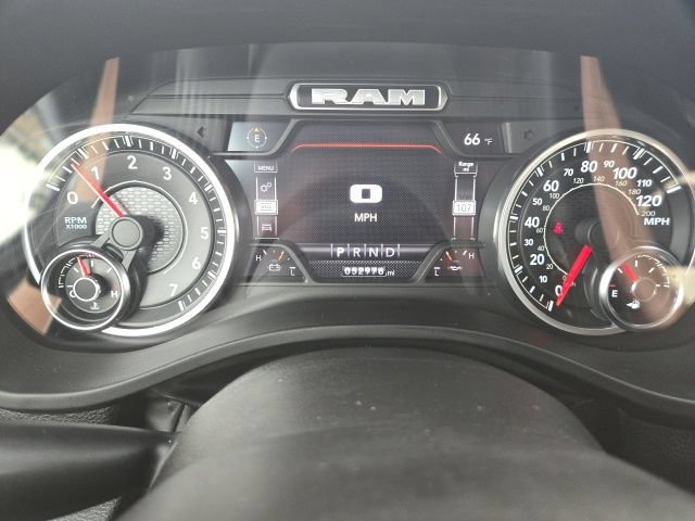 Used 2022 RAM 1500 Laramie AWD/4WD image 15