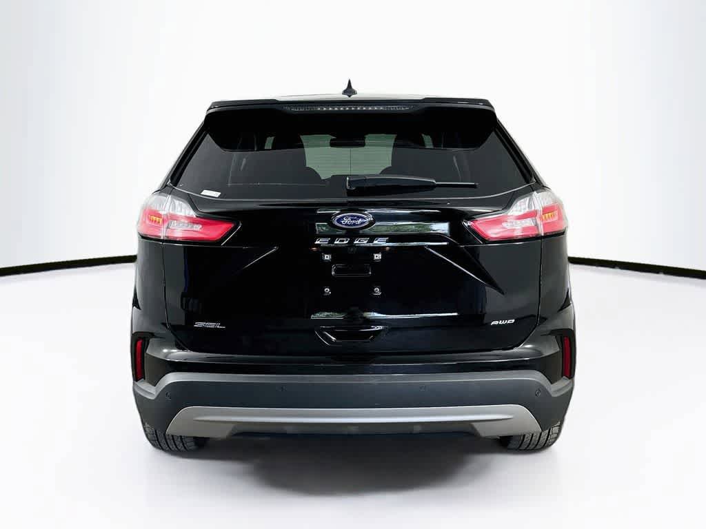 Used 2023 Ford Edge SEL w/ Convenience Package AWD/4WD image 5