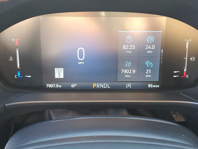 Used 2024 Ford Escape ST-Line w/ Tech Pack #1 AWD/4WD image 9
